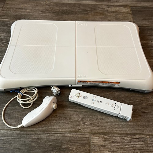 Nintendo wii balance board - nintendo,